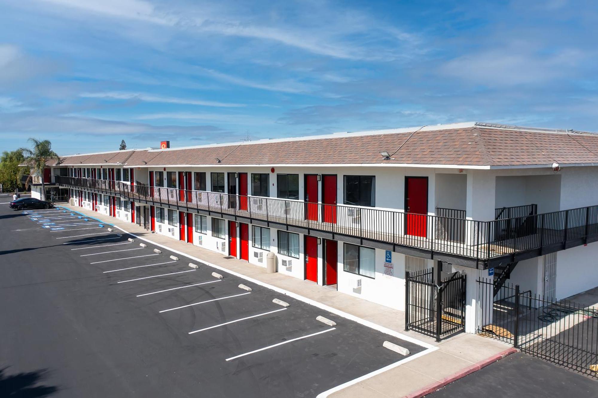 Econo Lodge Stockton Near I-5 Fairgrounds Exterior foto