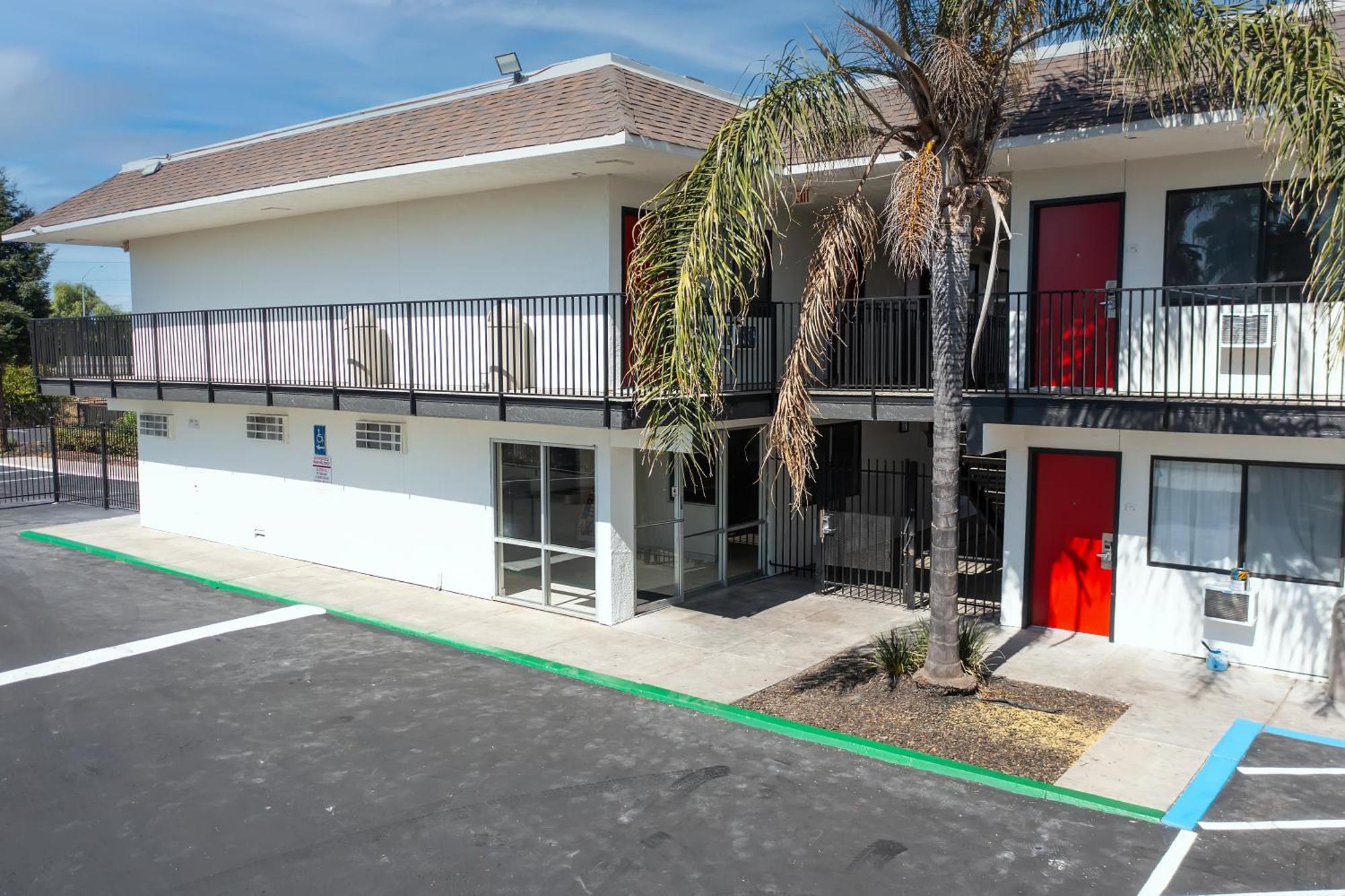 Econo Lodge Stockton Near I-5 Fairgrounds Exterior foto